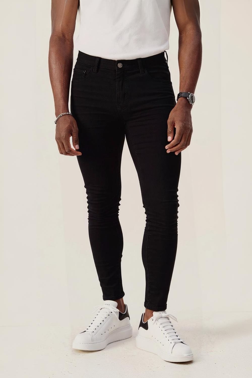 The Signature Black Skinny Jeans