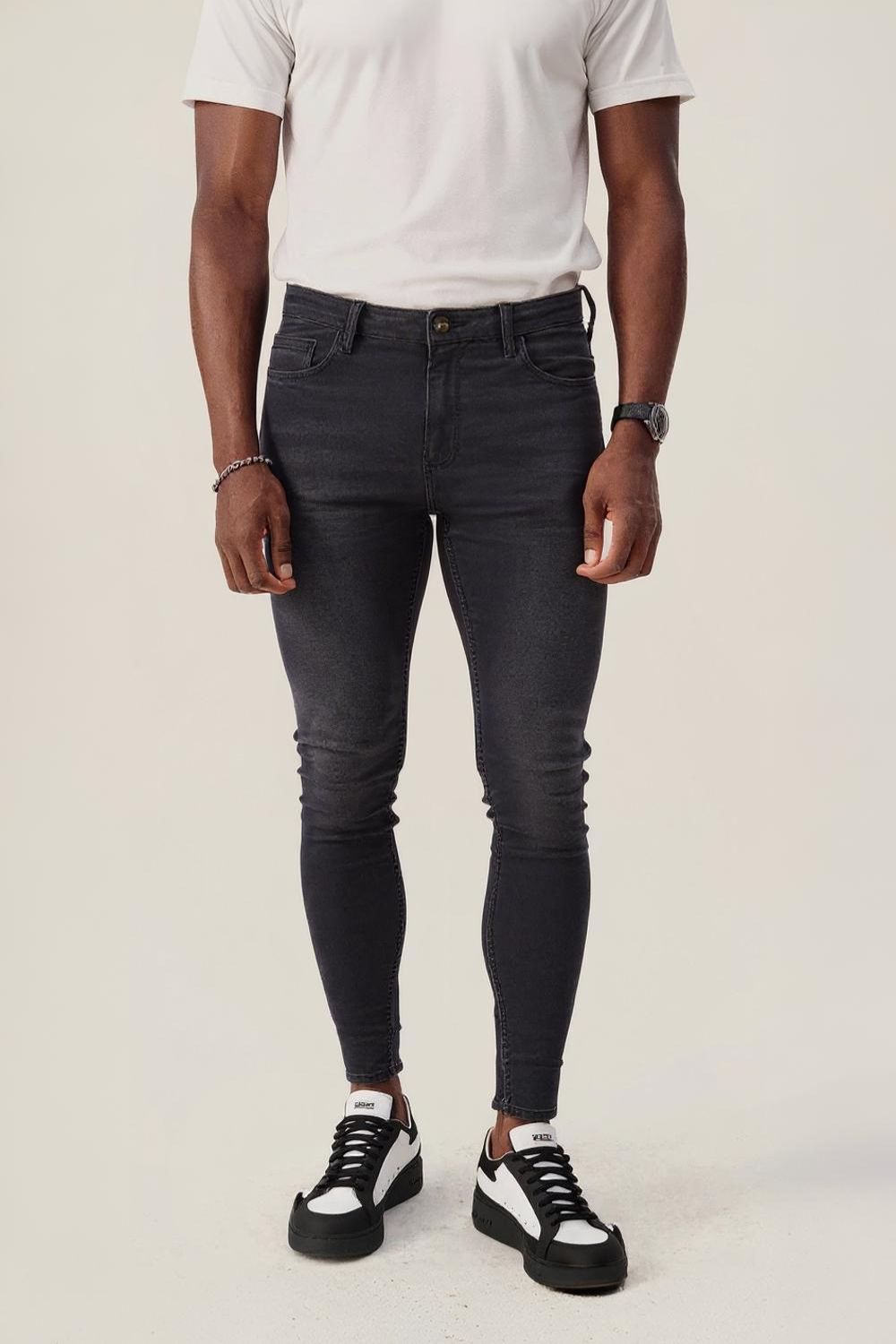 The Signature Gray Skinny Jeans